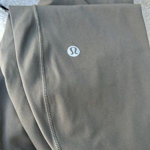 EUC Lululemon Base Pace High-Rise Crop 23" Legging | Dark Olive | Sz 8